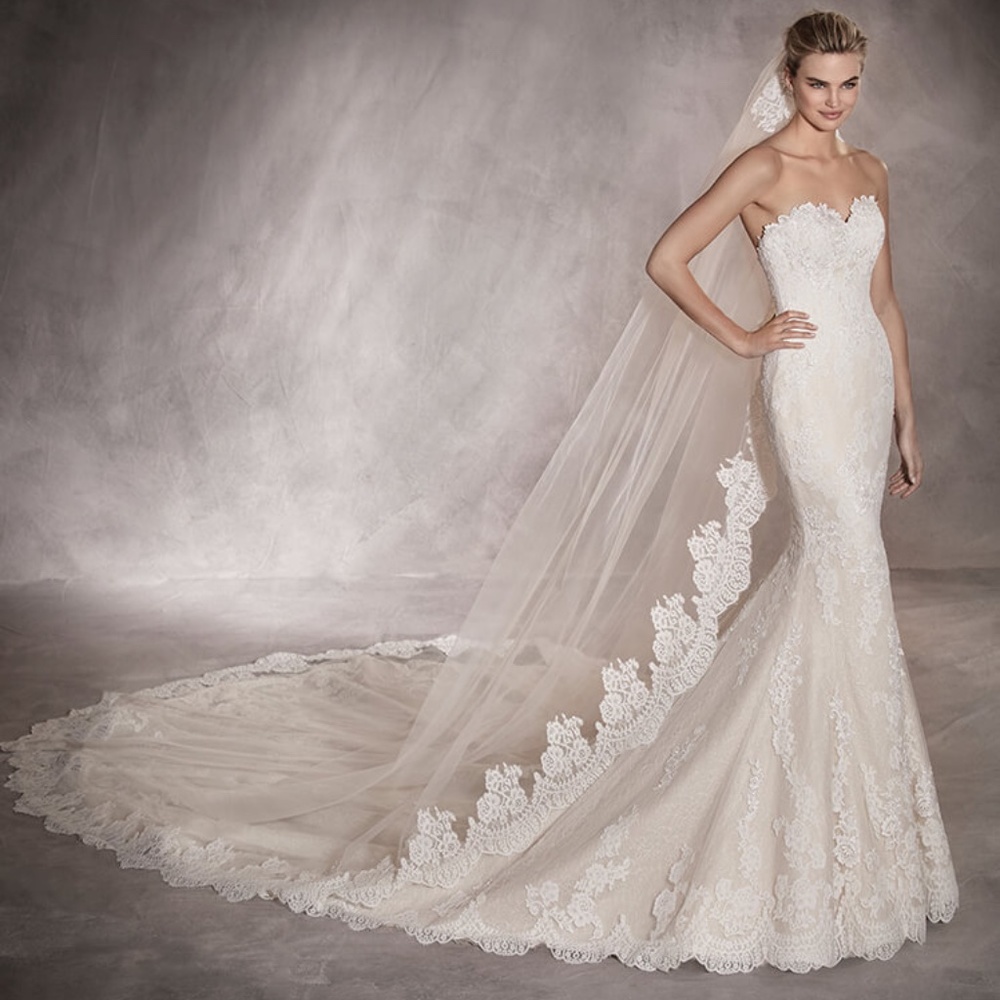 NEW Wedding Dress - Pronovias Princia Size US 4